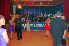 ball-2011_049_17468217305_o